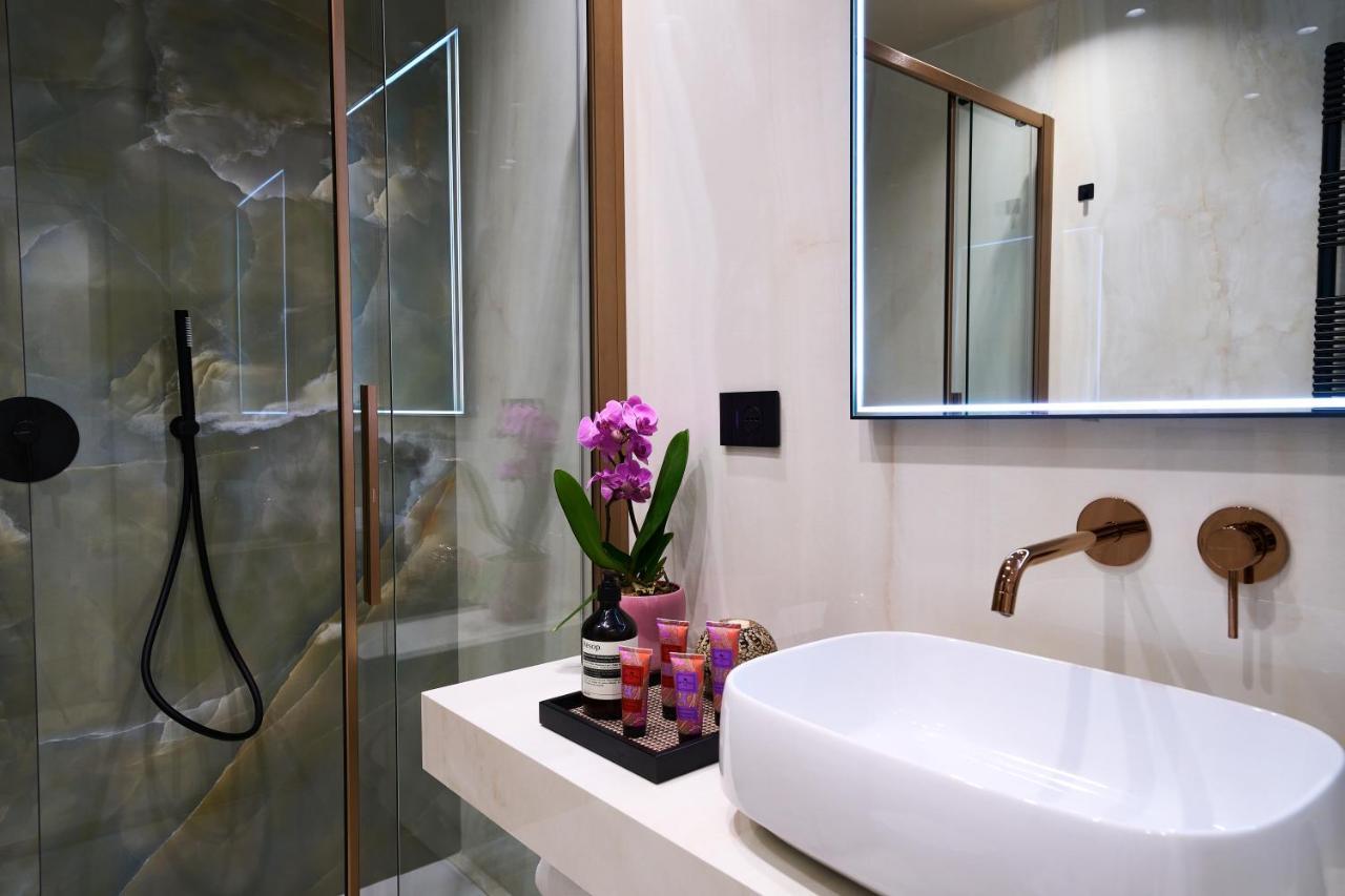 Luxury & Central Apartment Milan Luaran gambar