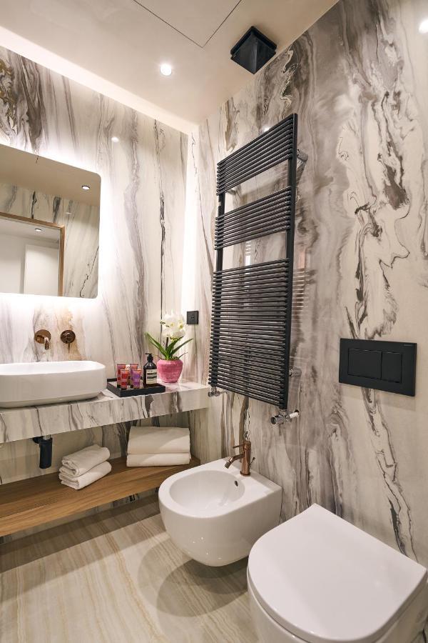 Luxury & Central Apartment Milan Luaran gambar