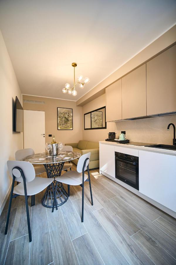 Luxury & Central Apartment Milan Luaran gambar